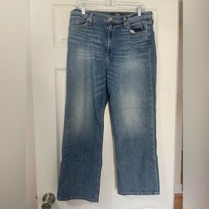 Hudson “Remi” Straight, Cropped Women’s Jeans Light Blue Size 30